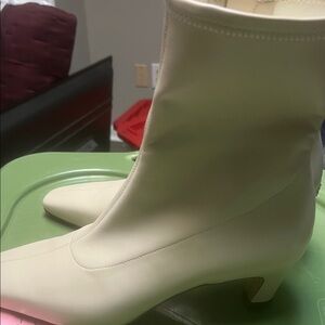 Sam Edelman Cream Heeled Boots